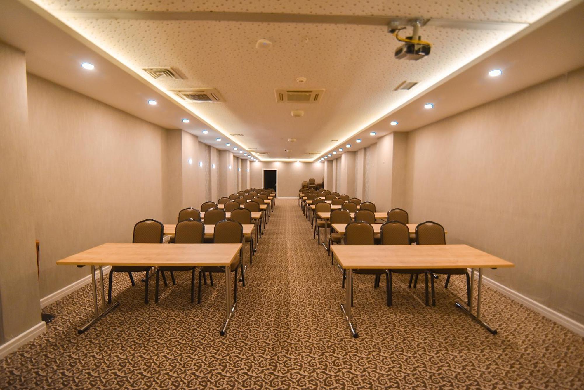 Royal Comfort Hotel Arakli Ngoại thất bức ảnh