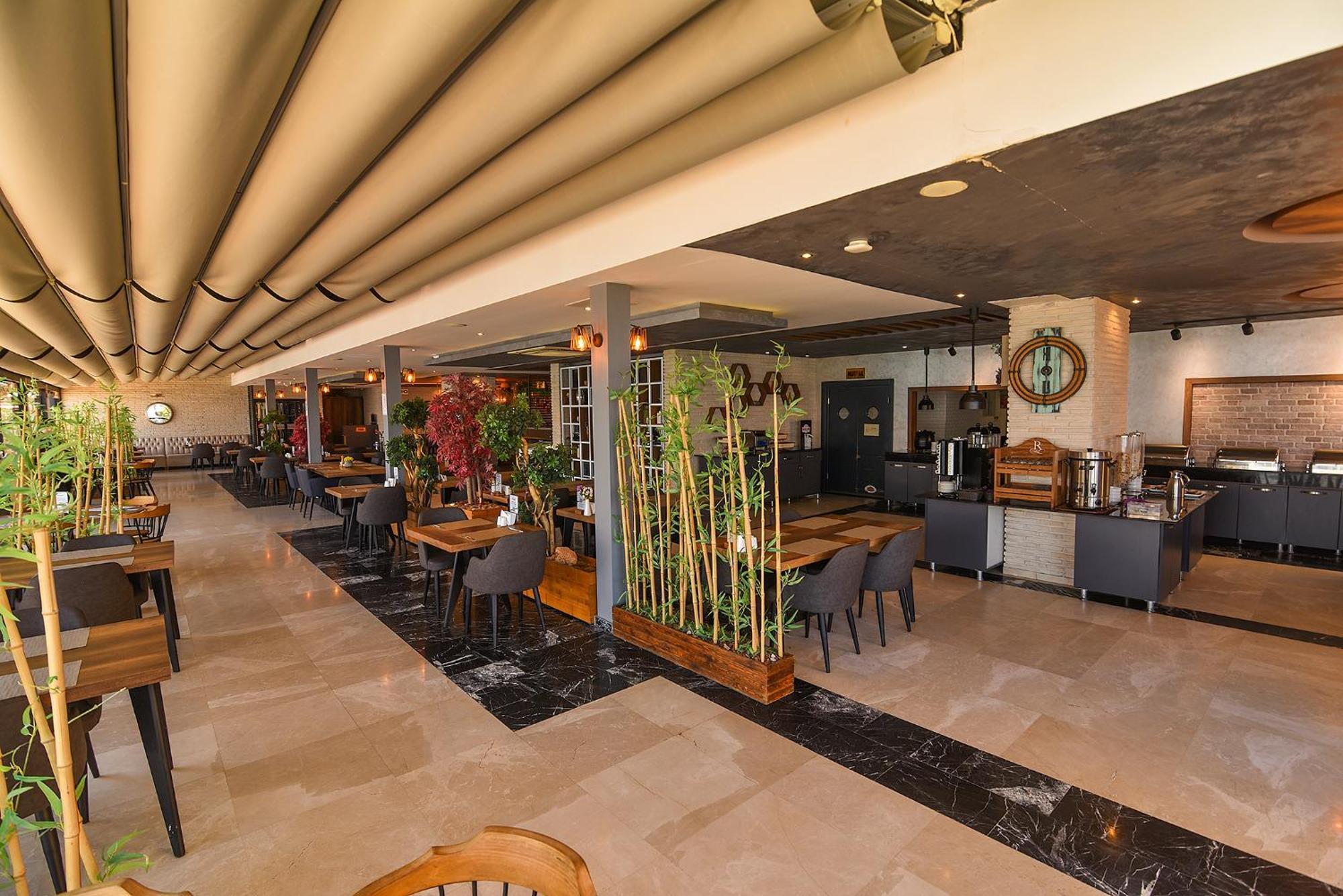 Royal Comfort Hotel Arakli Ngoại thất bức ảnh