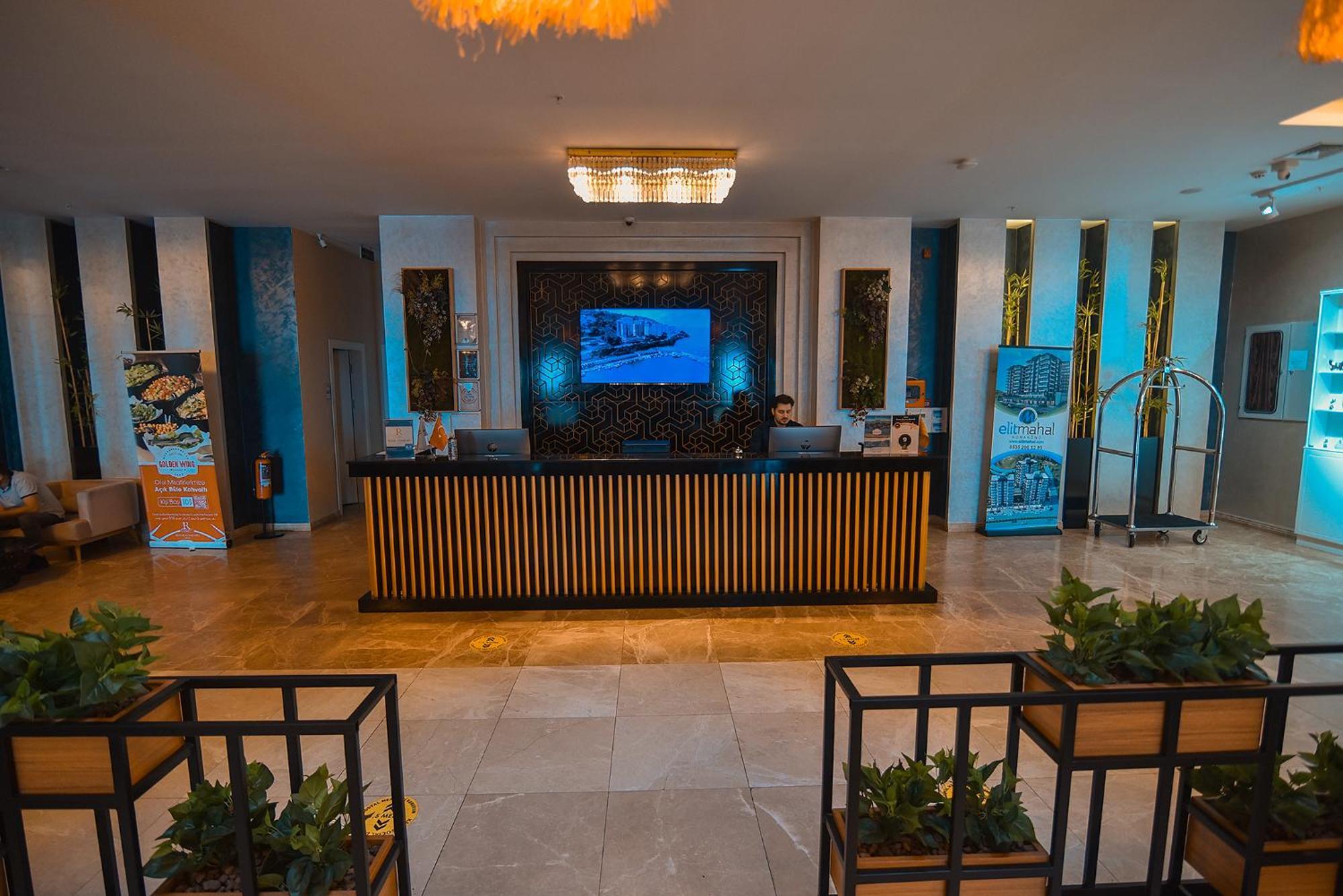 Royal Comfort Hotel Arakli Ngoại thất bức ảnh